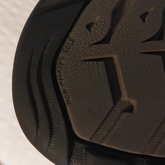 💚Boy's Keen Newport H2 Sports Sandals - Picture 12 of 13